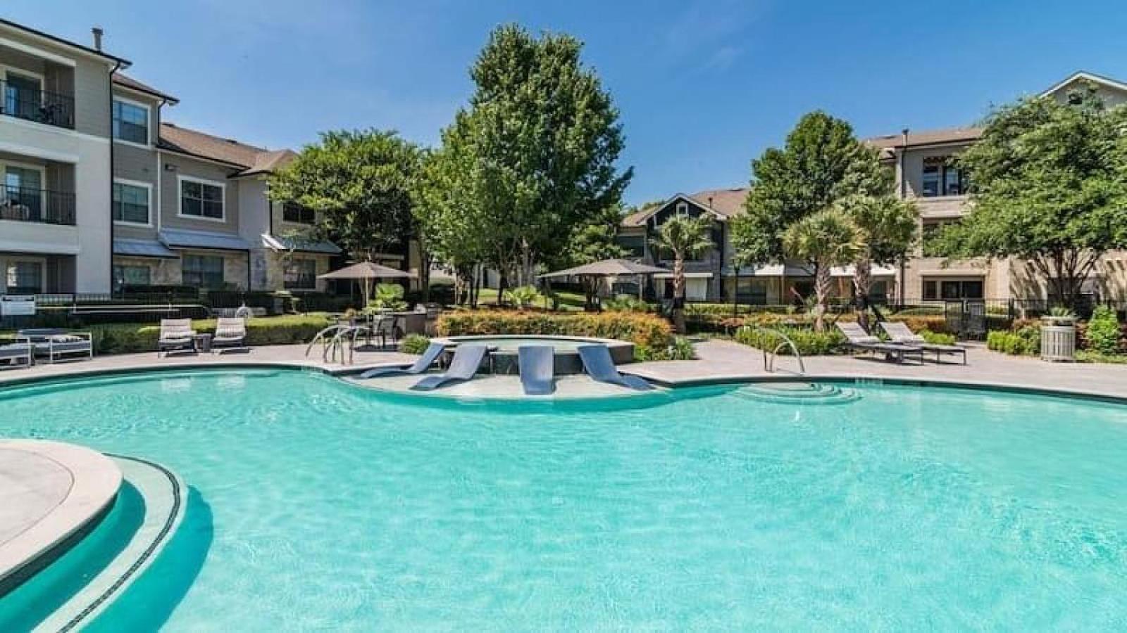 Landing At Bridge At Southpark Landing - 1 Bedroom In South Austin
