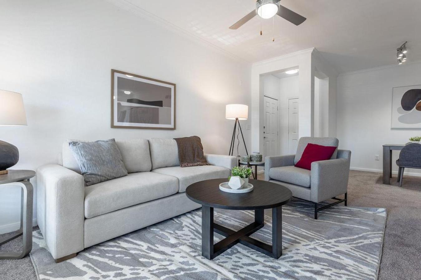 Landing At Bridge At Southpark Landing - 1 Bedroom In South Apartment