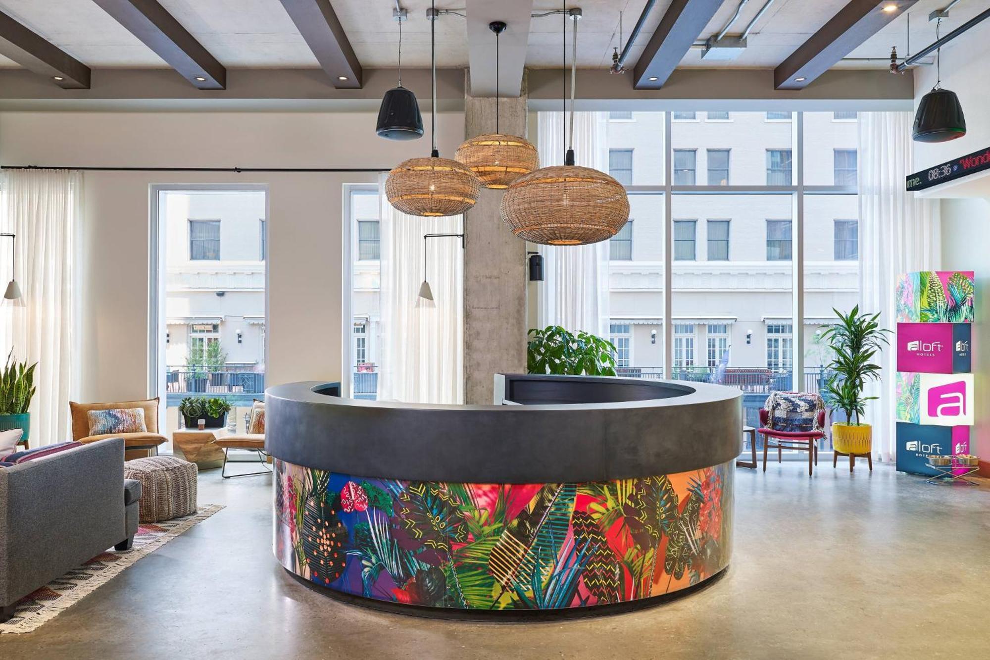 Aloft Downtown 3*