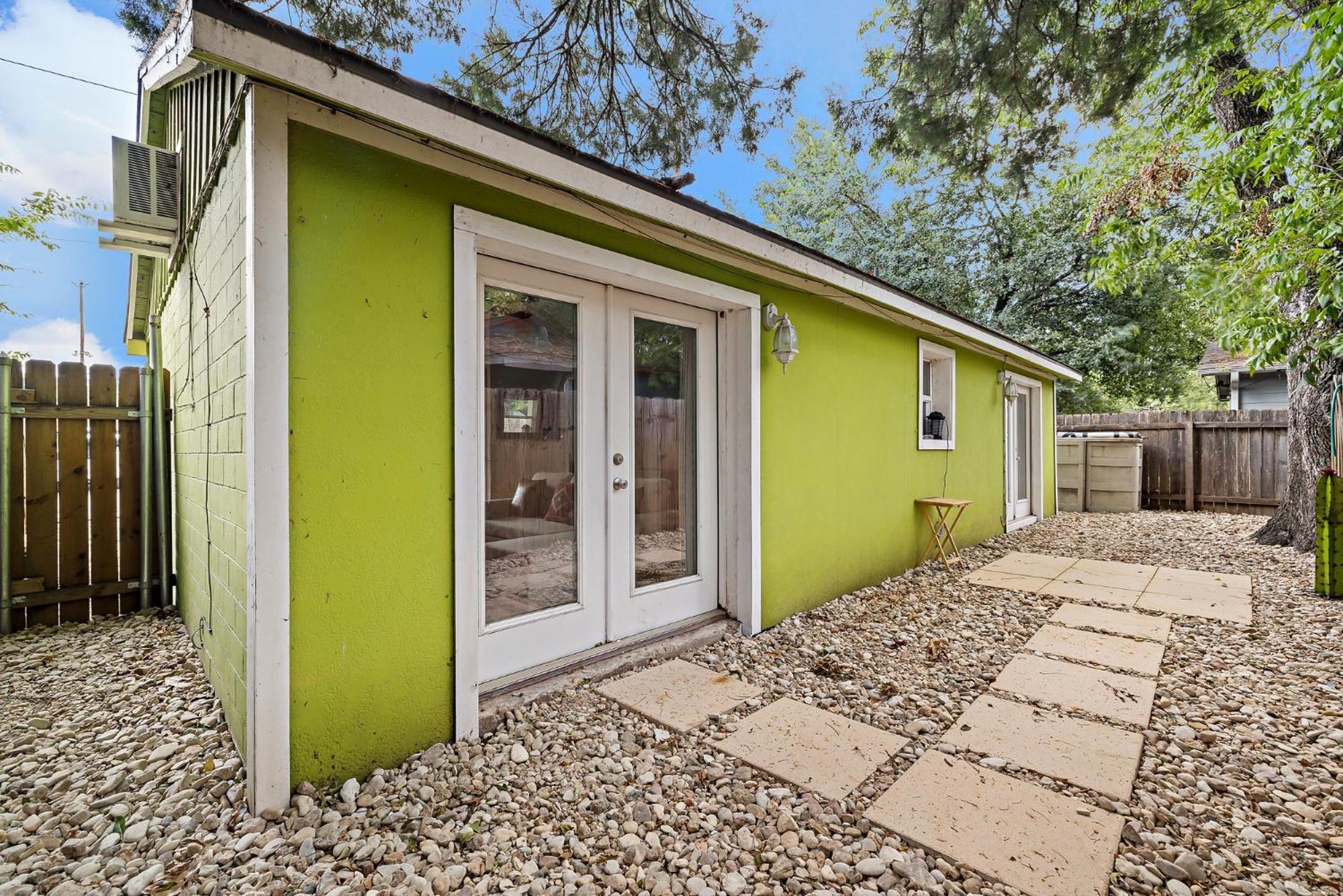 Casa - Cozy East Austin