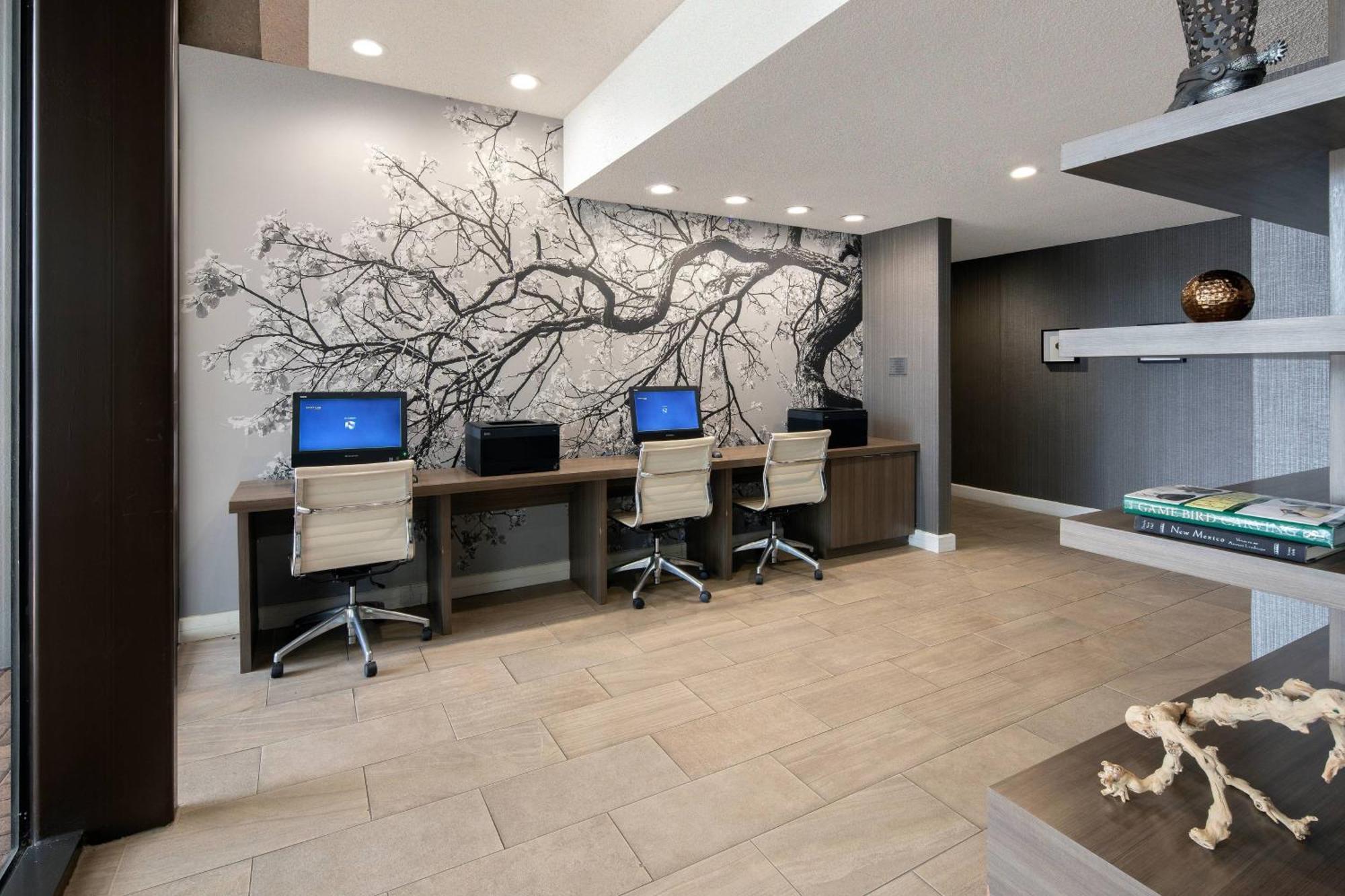 Courtyard Austin-university Area Hotel 3*