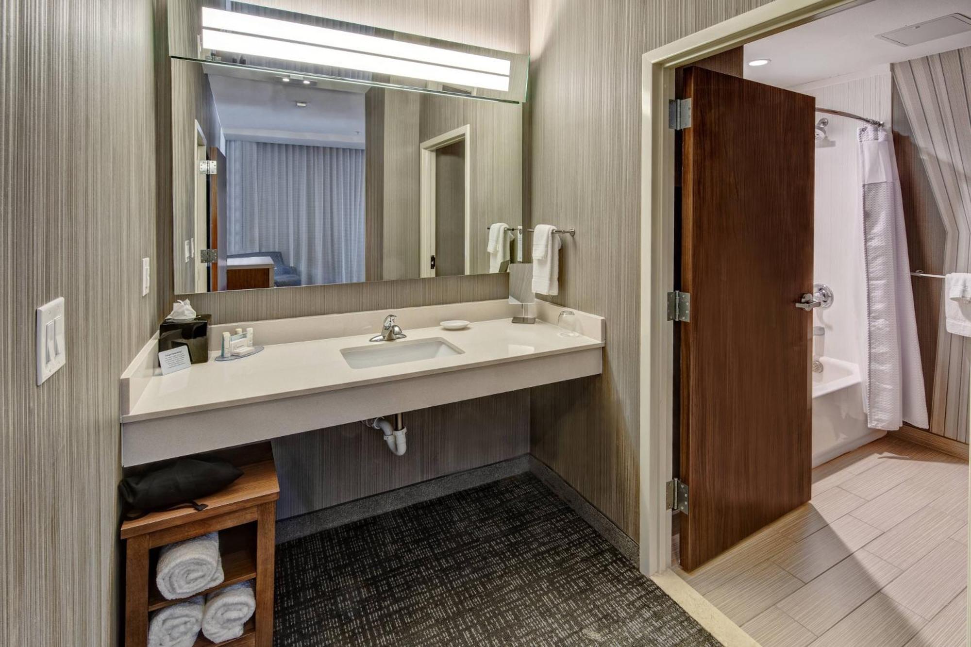 Courtyard By Marriott Northwest/lakeline Austin