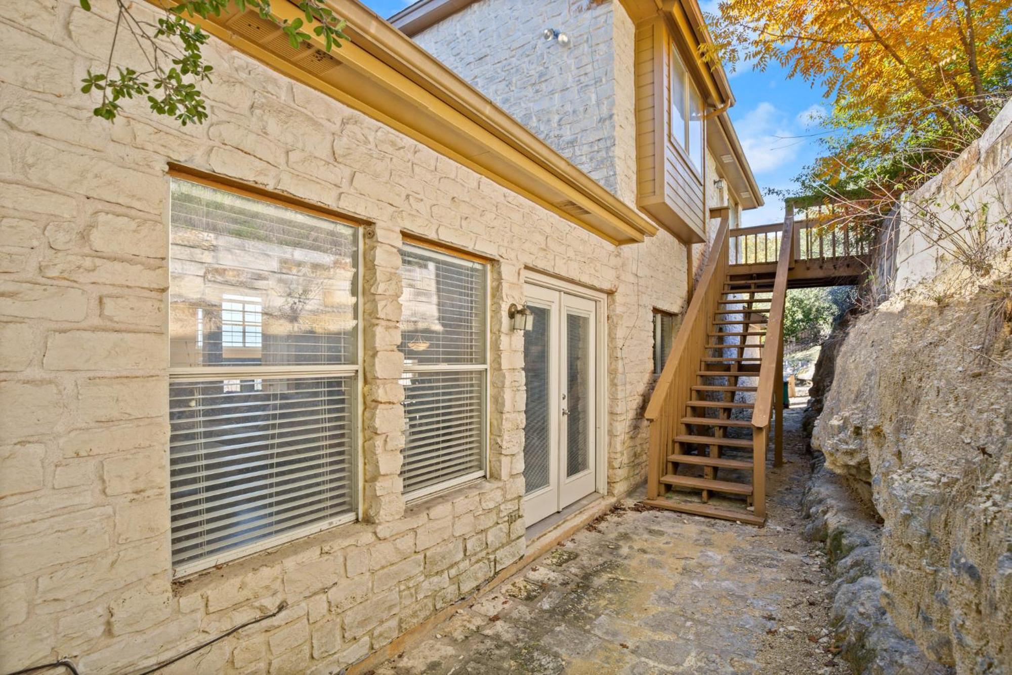 Relaxing Retreat Full Kitchen & Spacious Patio Austin