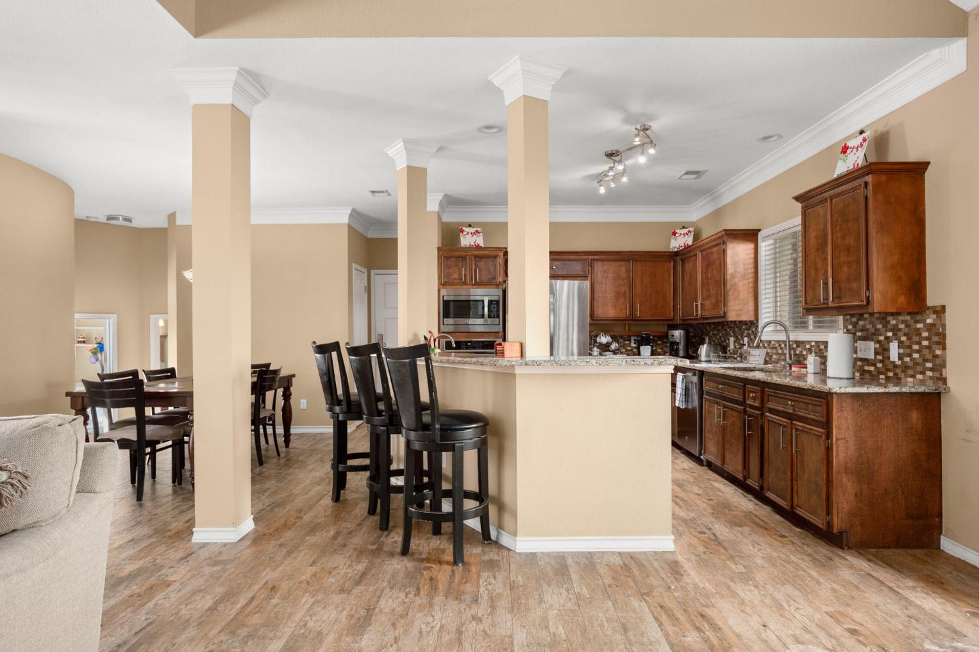 Relaxing Retreat Full Kitchen & Spacious Patio Holiday home *