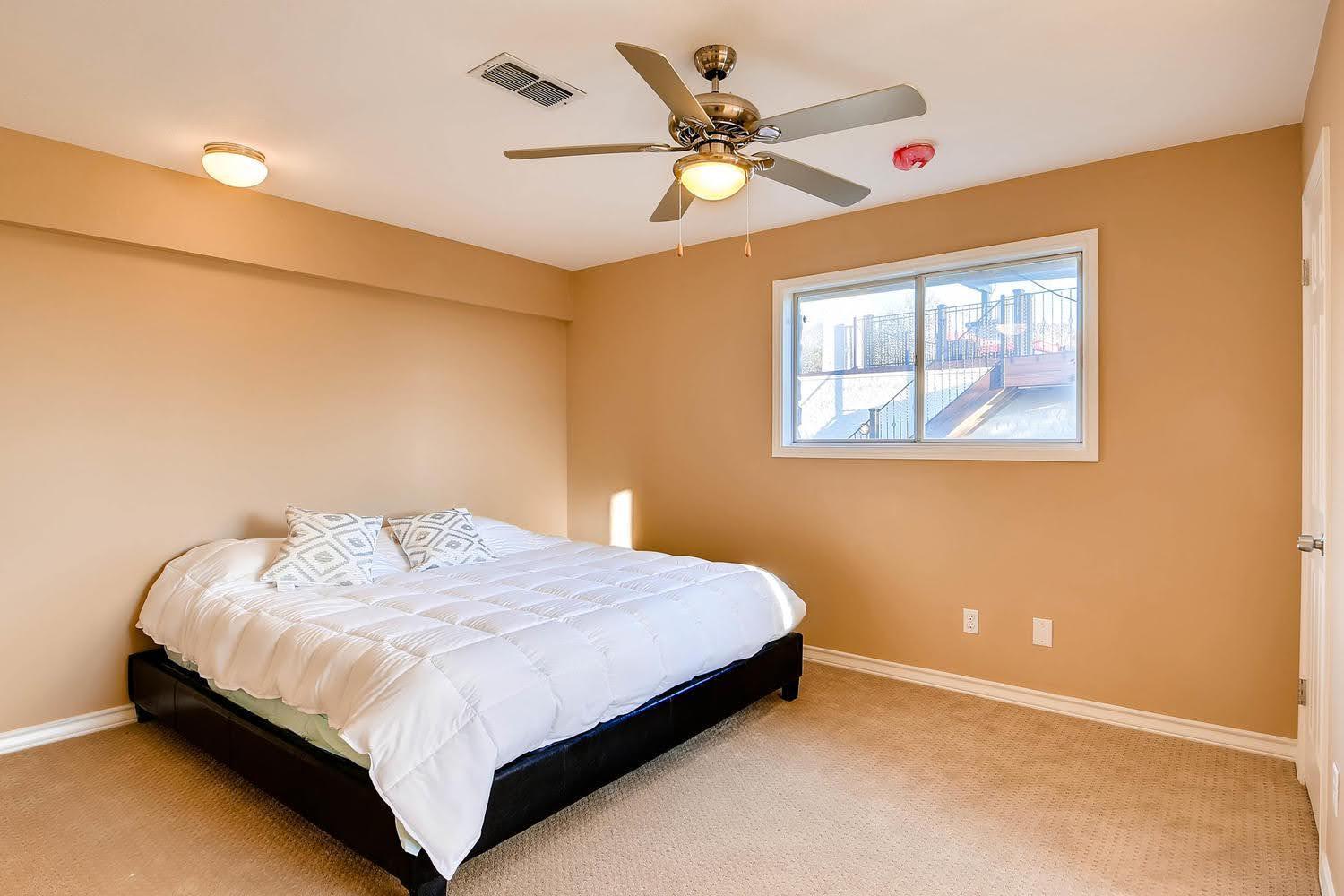 Relaxing Retreat Full Kitchen & Spacious Patio * Austin
