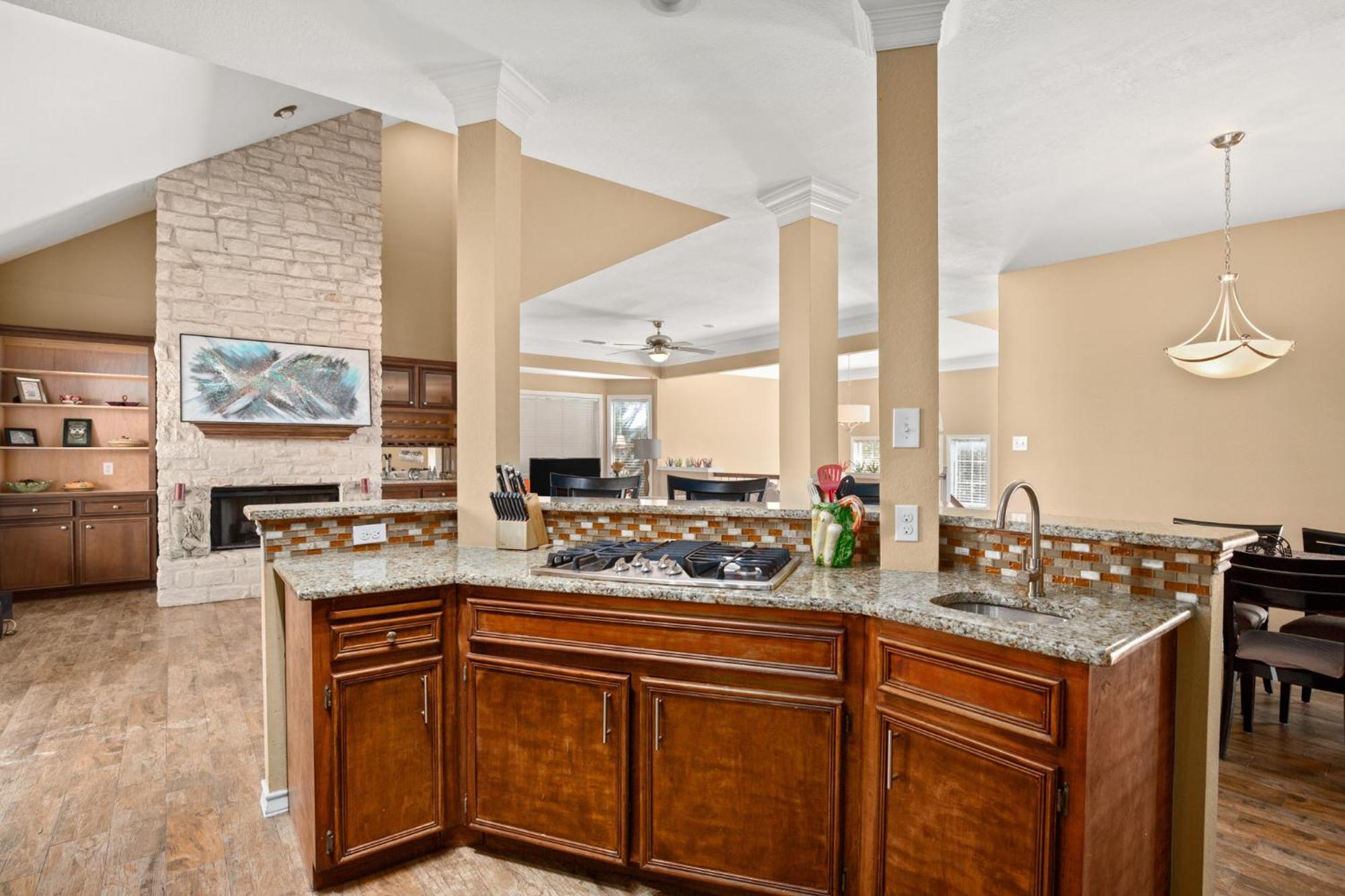 Relaxing Retreat Full Kitchen & Spacious Patio * Austin