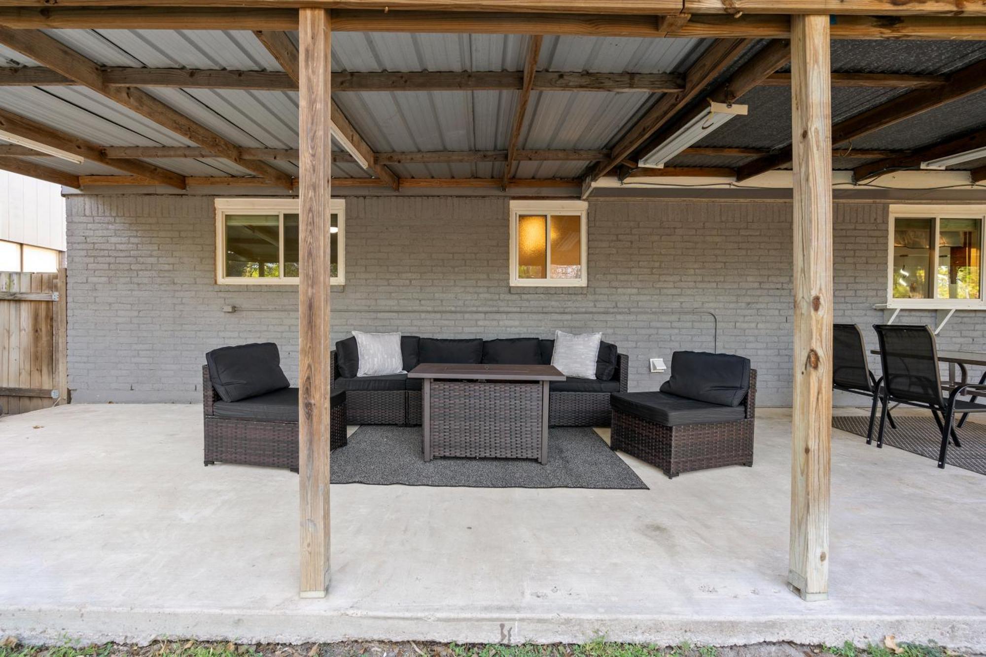 Holiday home Texas Retreat Music Vibes & Game Room!