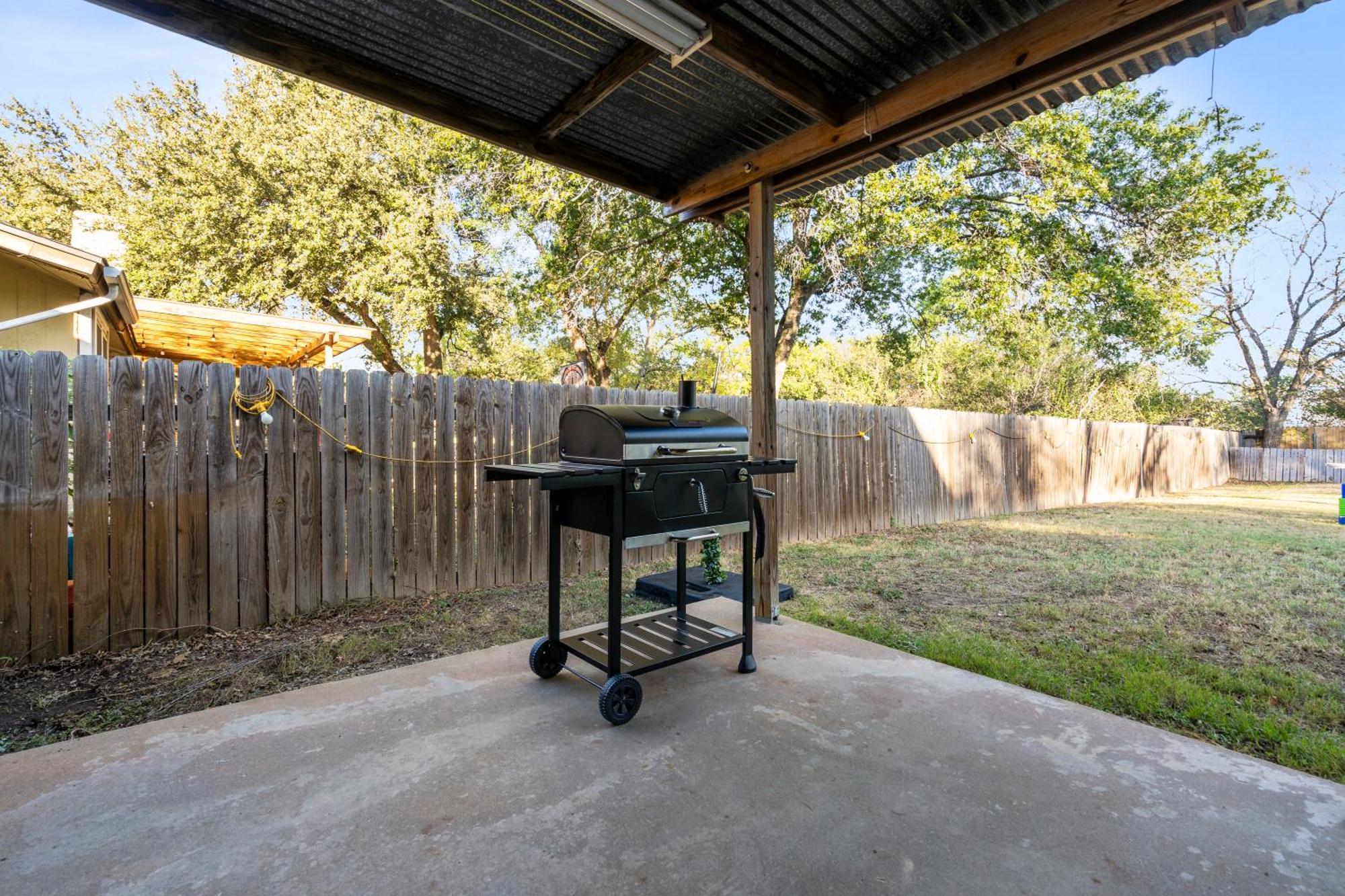 Texas Retreat Music Vibes & Game Room! * Austin