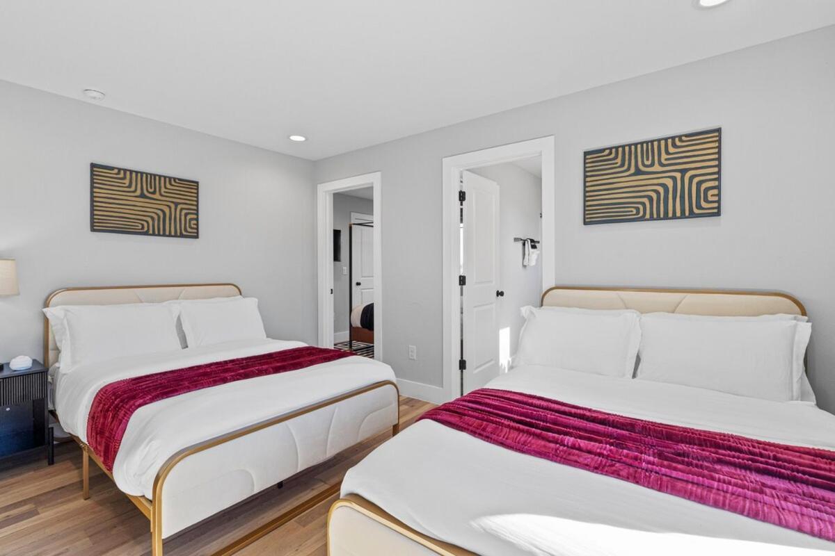 Luxe Retreat - Experience Magic! Holiday home Austin