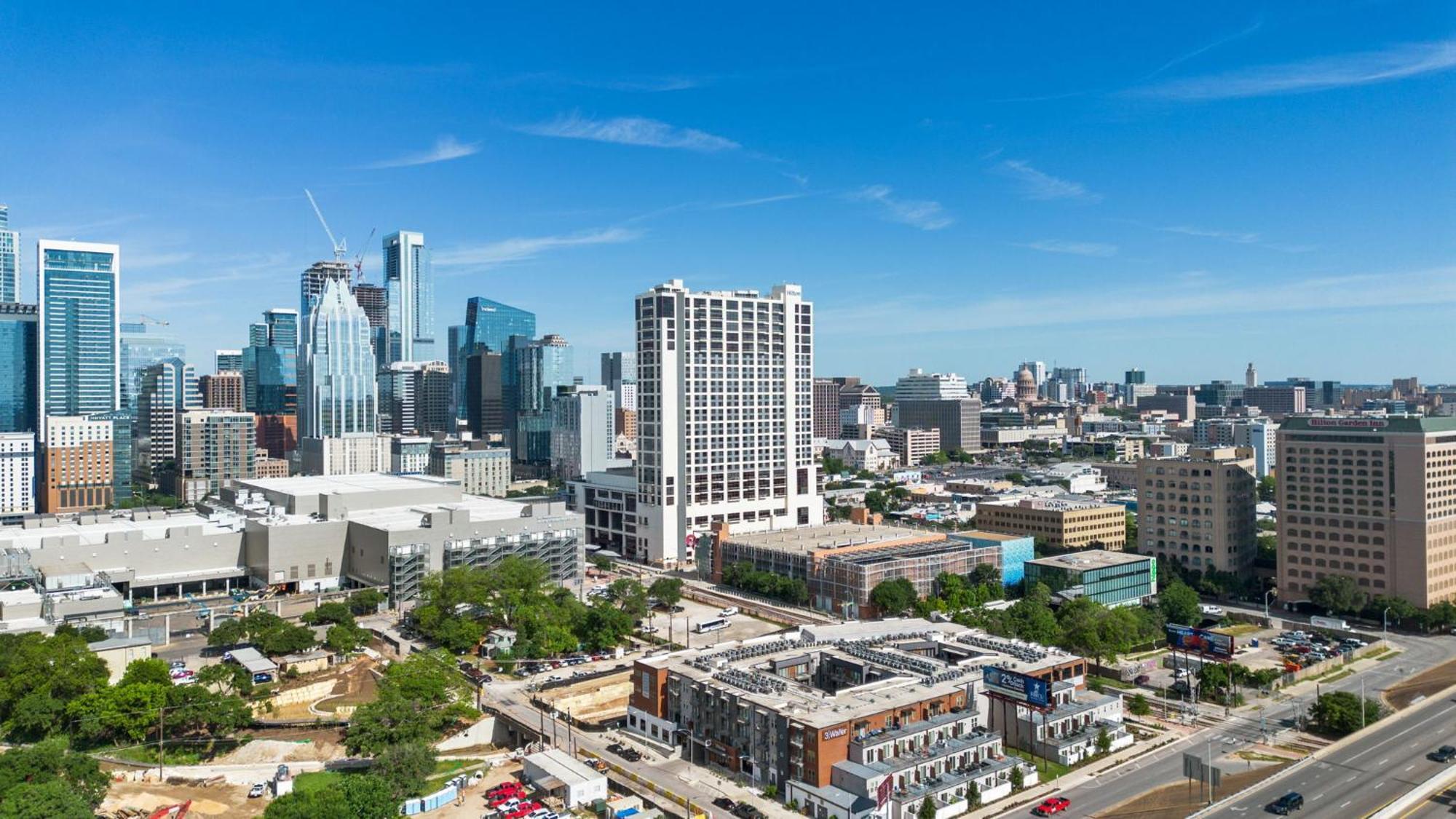 Hotel Placemakr Downtown Austin