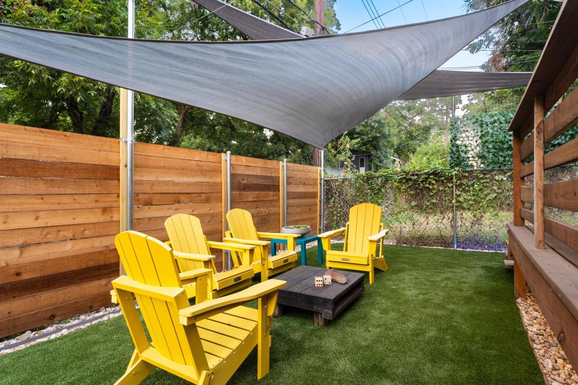 East W Bbq Firepit Fun Yard Holiday home Austin