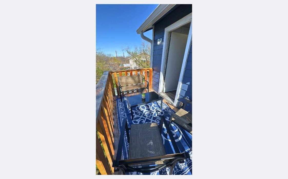 Holiday home Stylish Retreat In With Fire Pit *