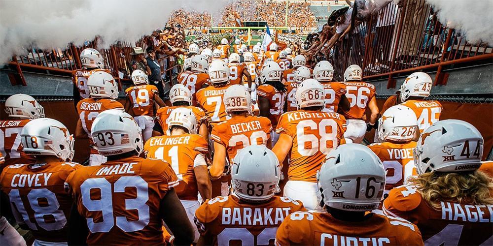 Ut Hook 'em Horns Skyloft Apartment Austin