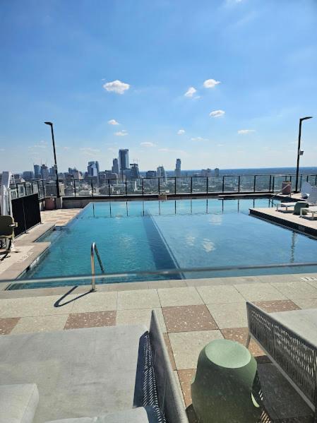 Ut Hook 'em Horns Skyloft *
