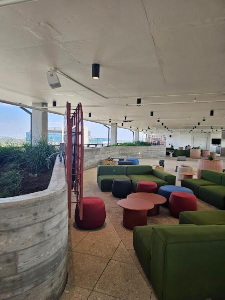 Ut Hook 'em Horns Skyloft Austin
