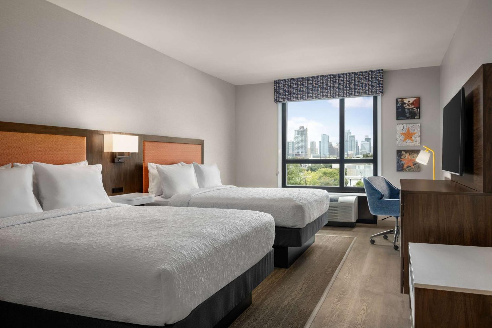 Hotel Hampton By Hilton East - Near Ut And Capitol 3*