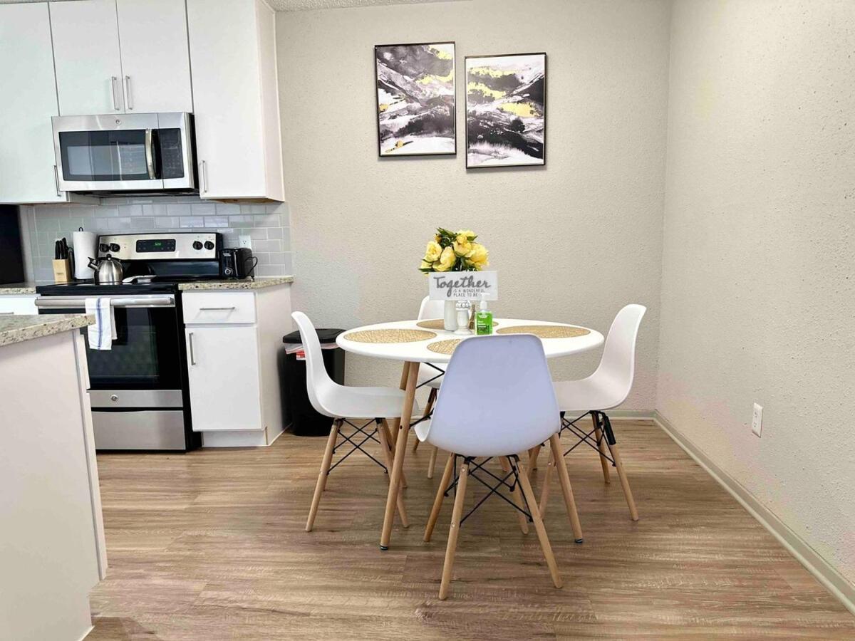 Apartment Comfy 1br In Sola 5 Minutes To Downtown With Free Parking Austin