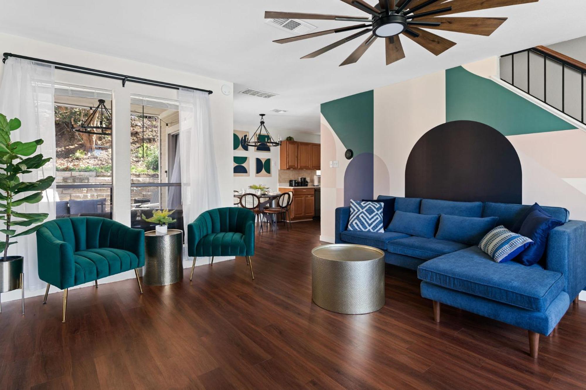 Hillside 3br King-close To Dt Domain And Q2 *