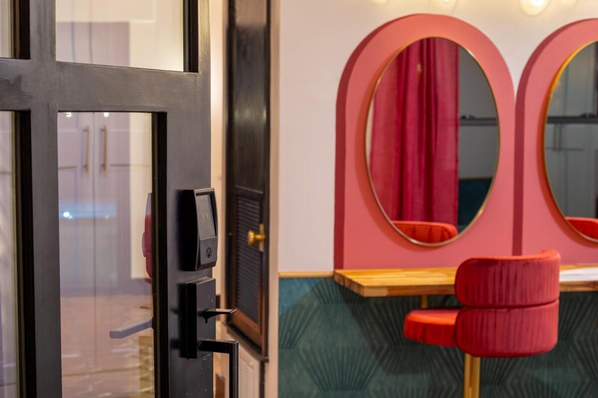 Villa Epic Experience! La Dolce Austin