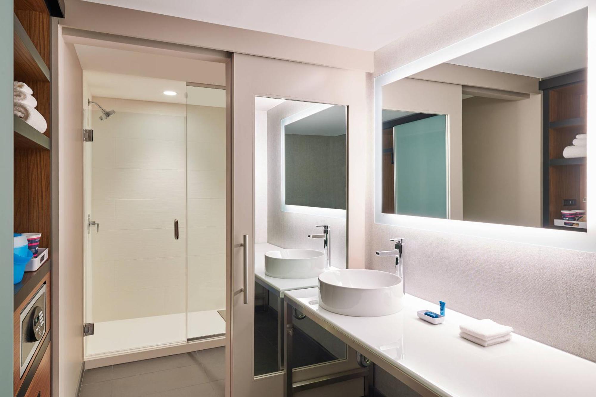 Aloft Downtown 3* Austin