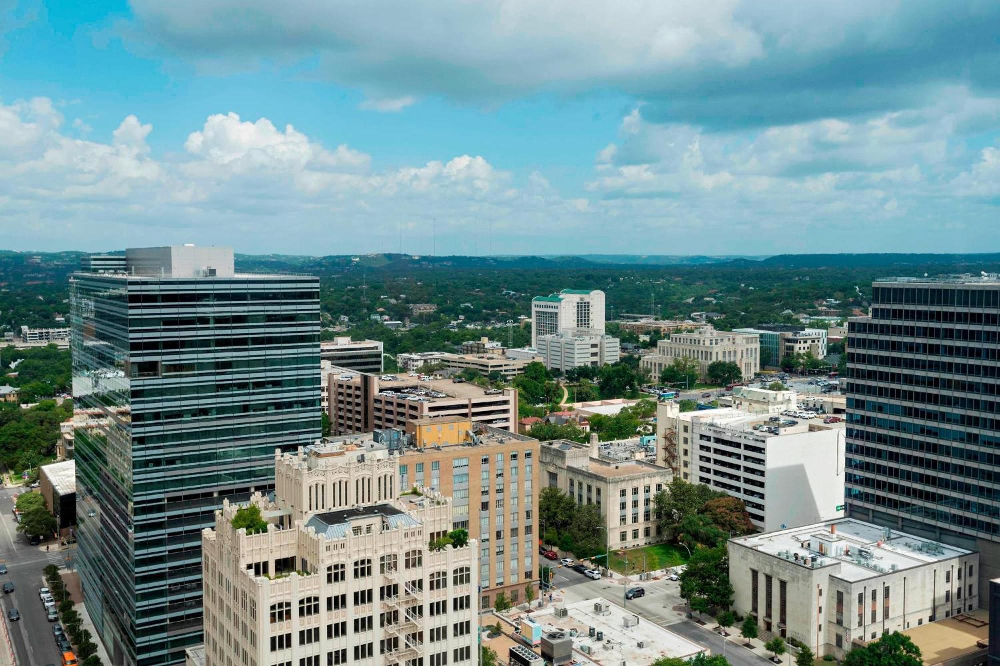 Aloft Downtown 3*