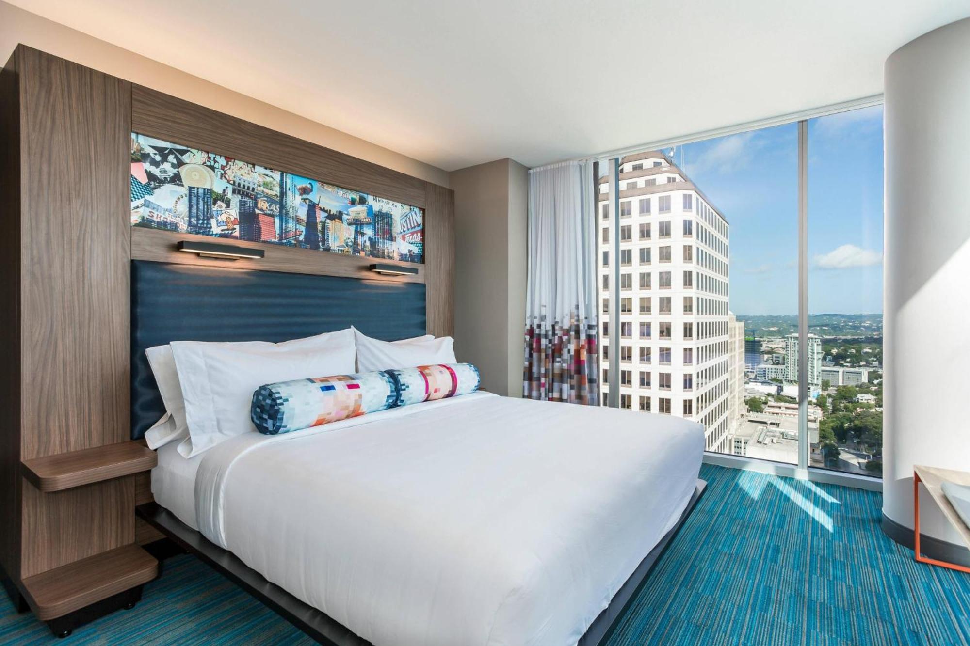 Aloft Downtown Hotel