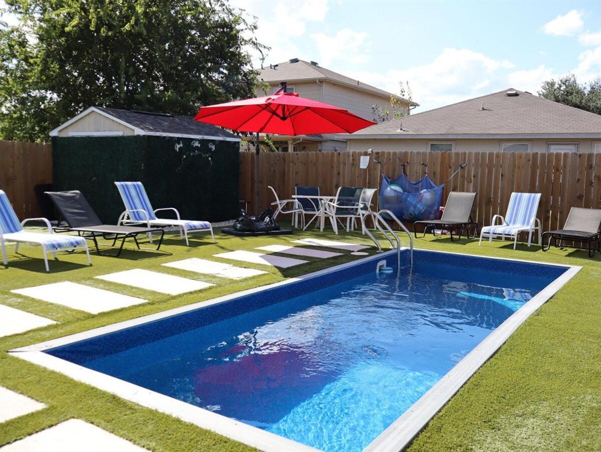 12 Beds I Pool I Golf I Grill I Large Groups Holiday home *