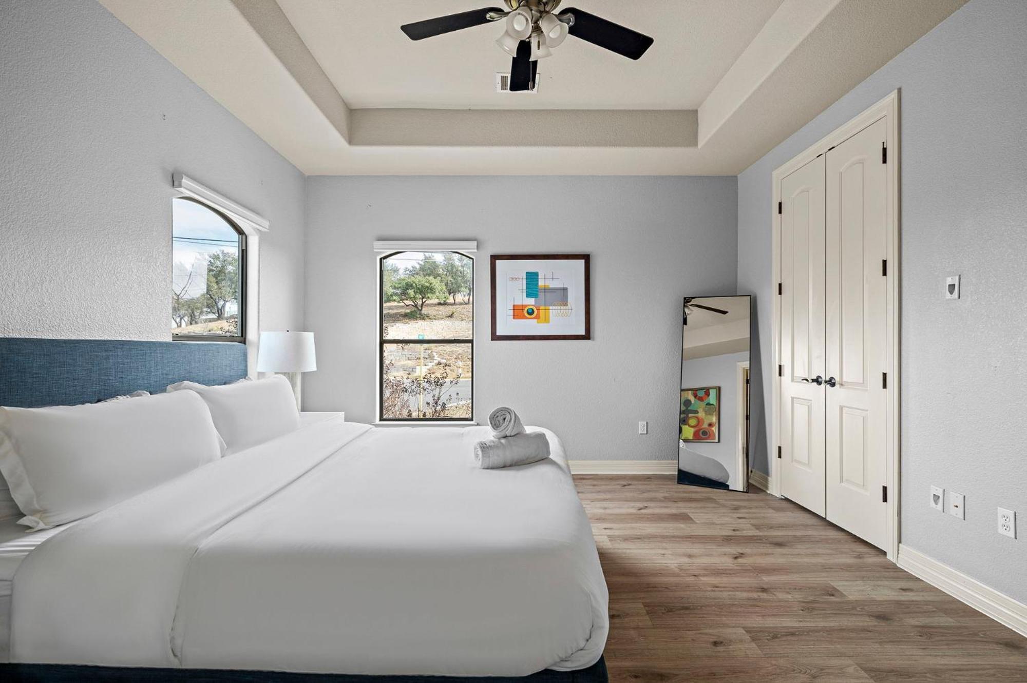 3 Kings With Theater, Gameroom And Bbq Just 7 Mins From Marina * Austin