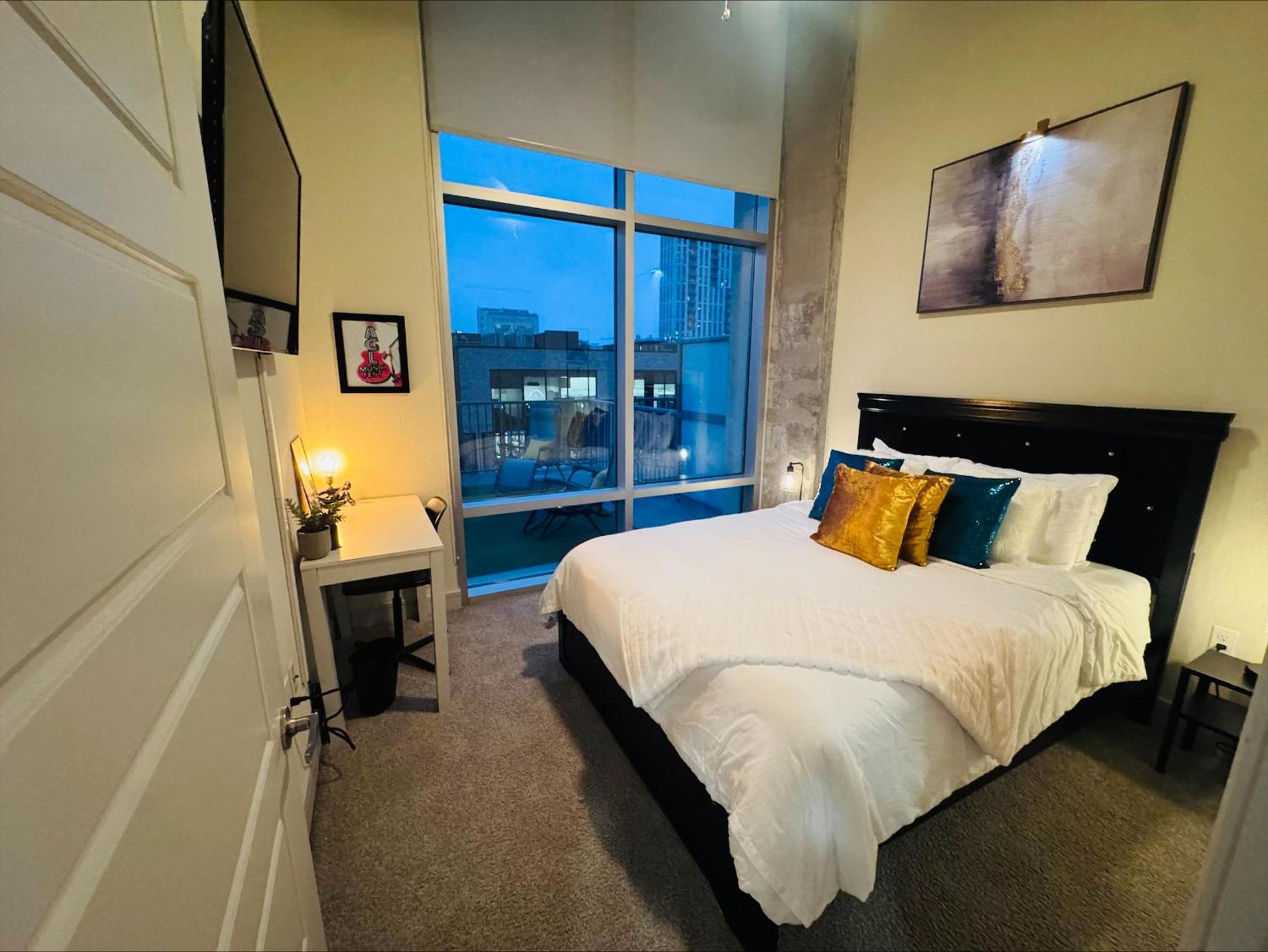 Music Penthouse *