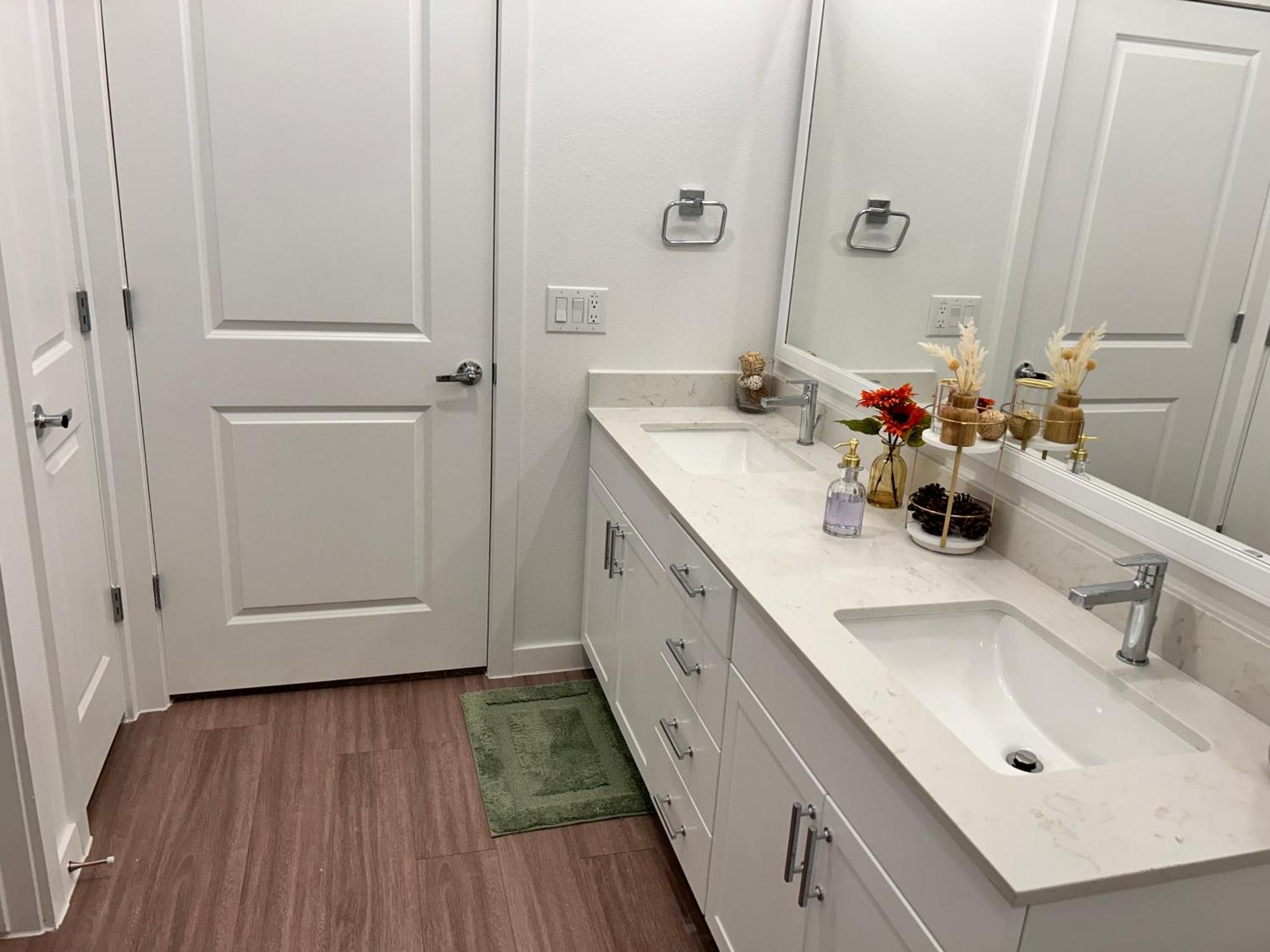 Only With Private Bath In A 2br 15min From Airport And Downtown Homestay Austin
