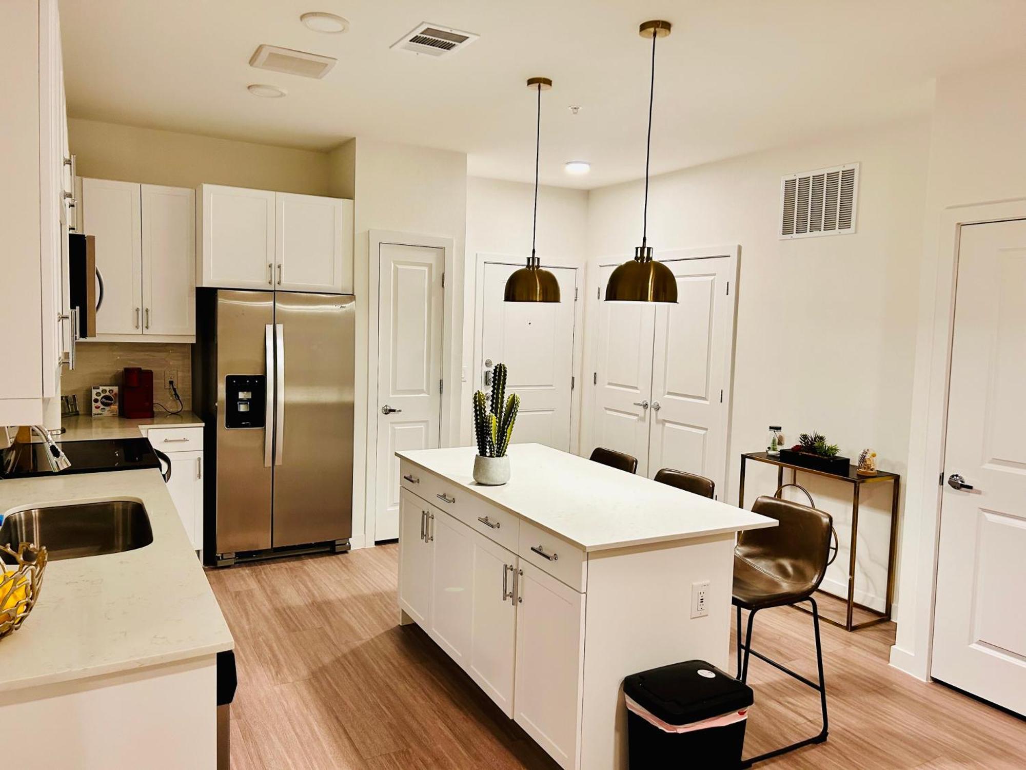 Only With Private Bath In A 2br 15min From Airport And Downtown Austin
