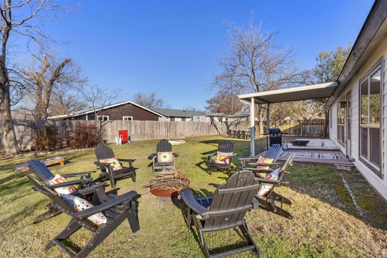 Lux 3br Sleeps 10 Near Q2 With Fire Pit & Bbq Austin