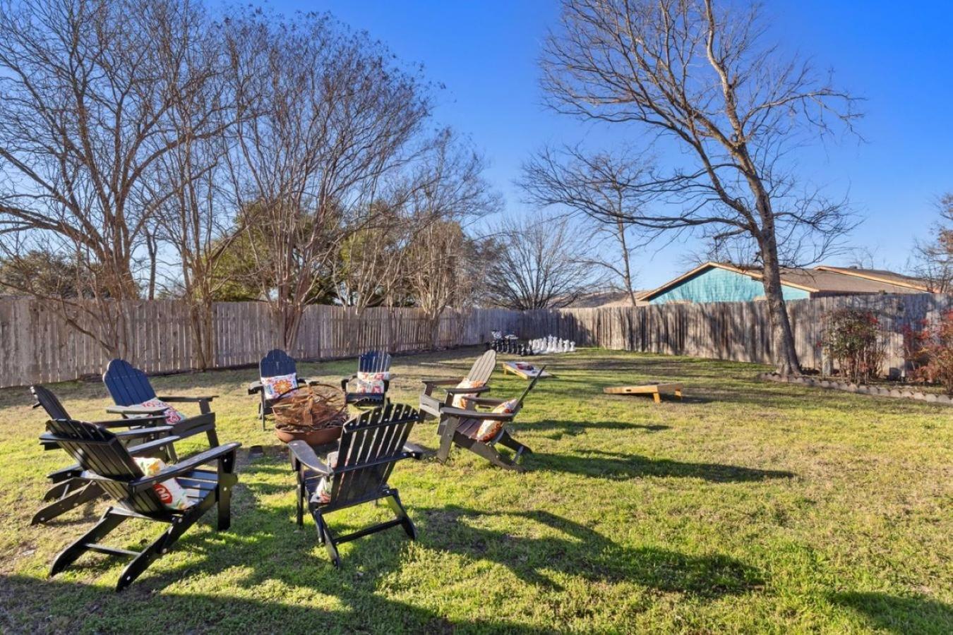 Holiday home Lux 3br Sleeps 10 Near Q2 With Fire Pit & Bbq *