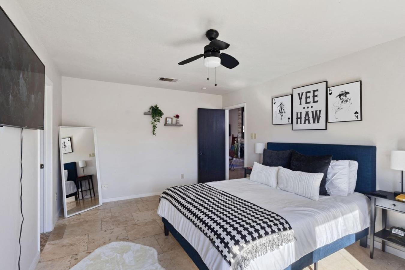 Lux 3br Sleeps 10 Near Q2 With Fire Pit & Bbq Holiday home