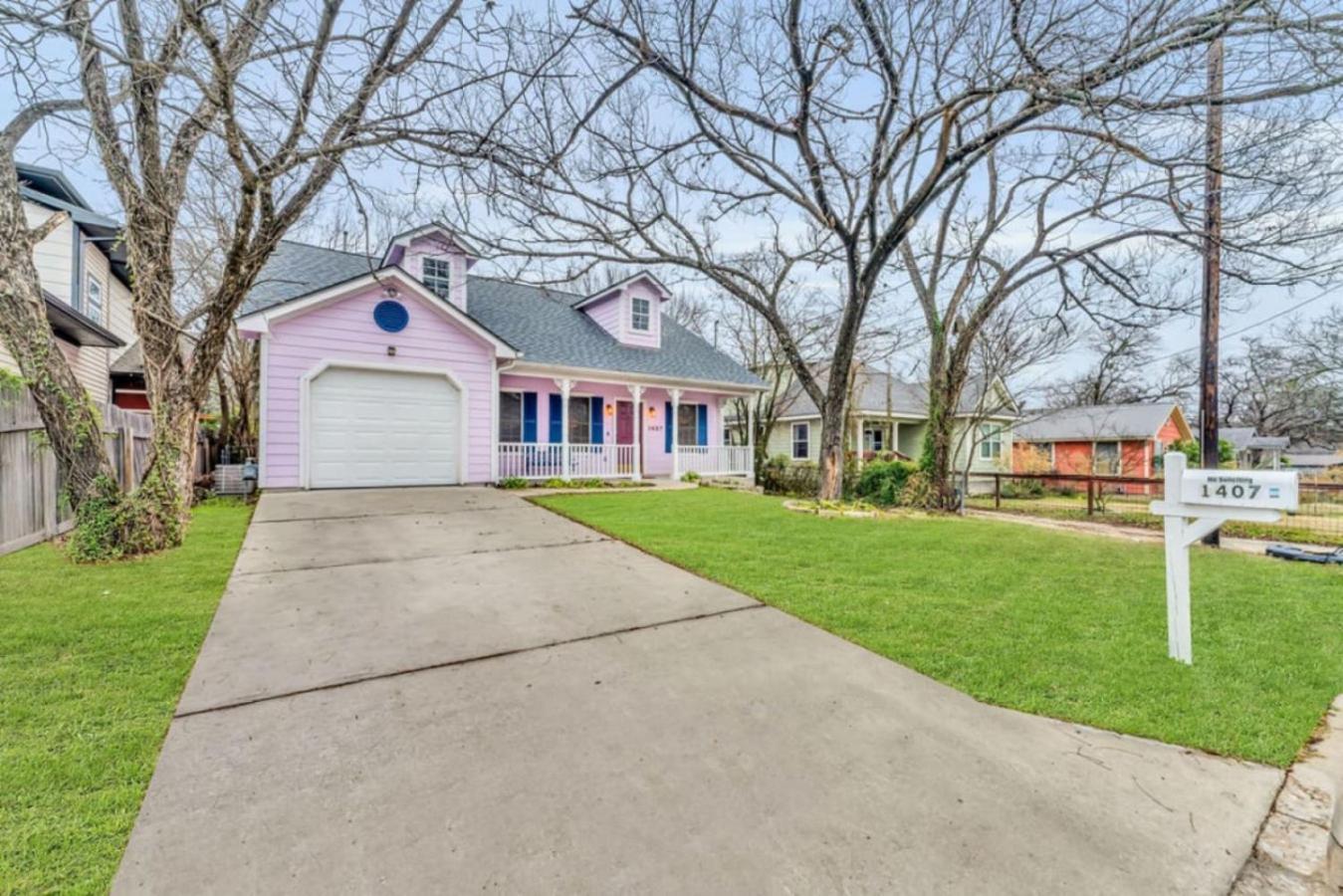 East Dreamhouse Holiday home Austin