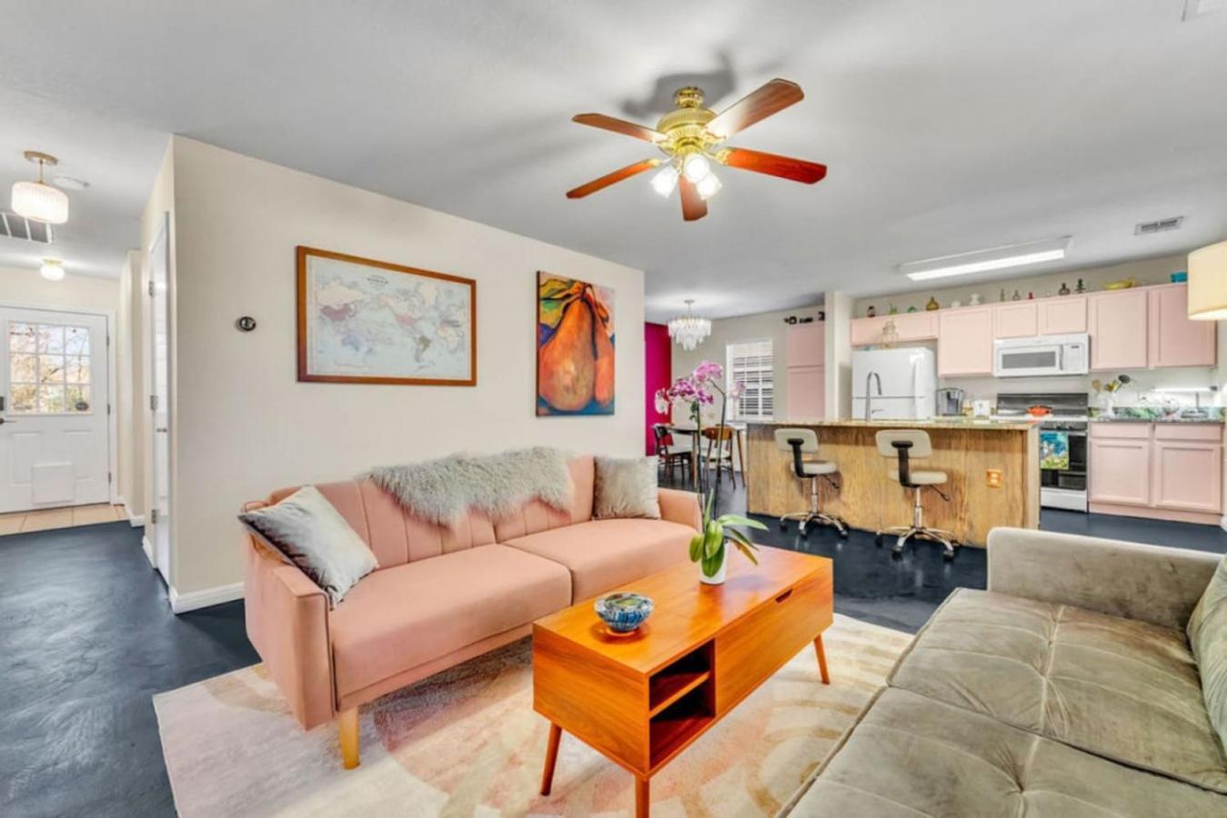 East Dreamhouse Austin