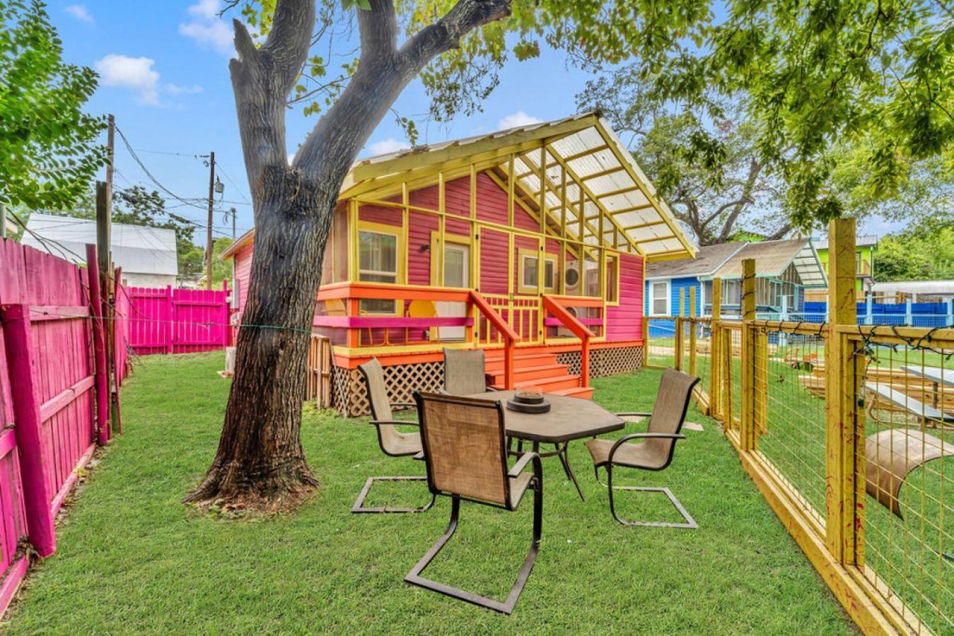 Holiday home 3 Are Better Than 1 Austin