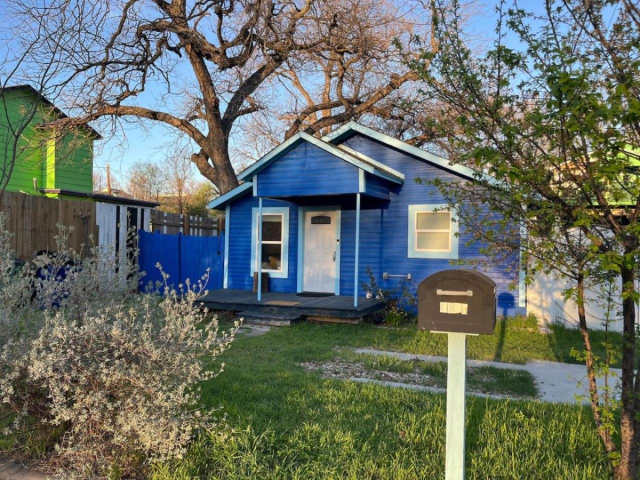 Holiday home 3 Are Better Than 1 Austin