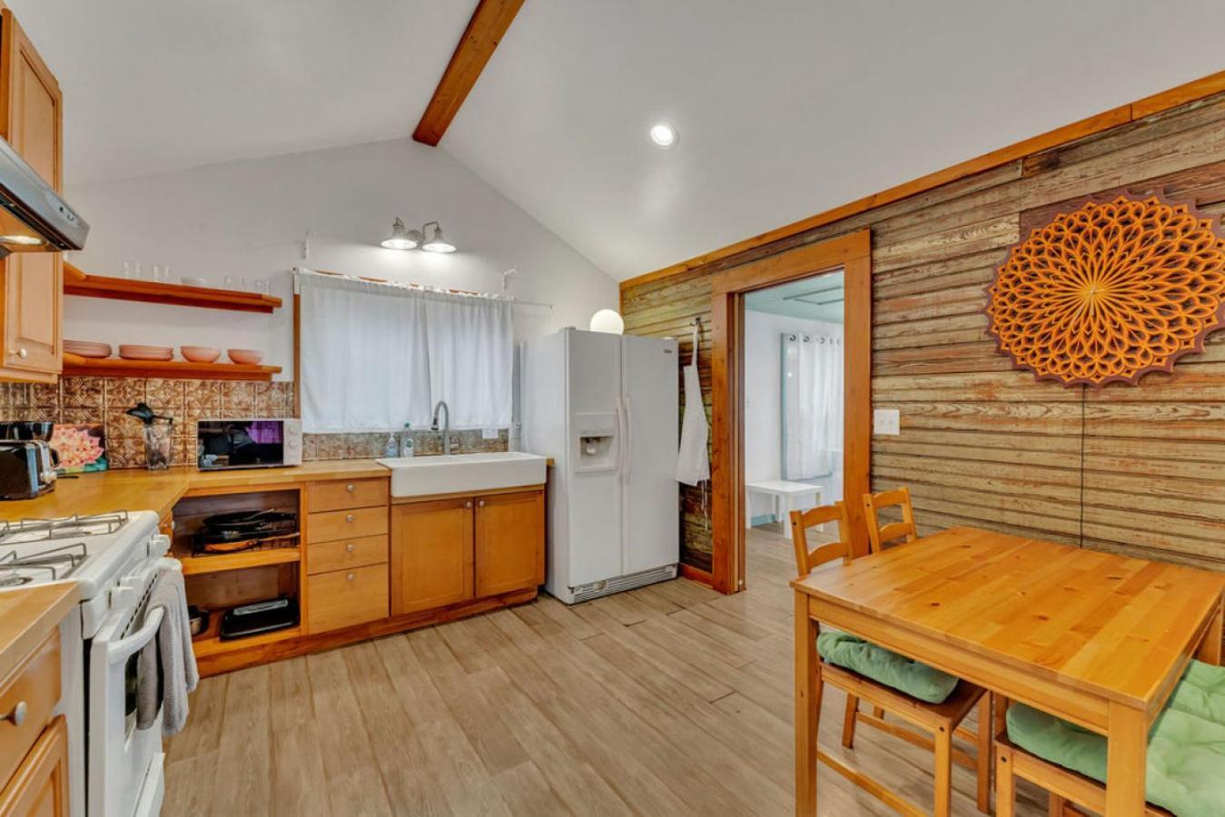 3 Are Better Than 1 Holiday home Austin