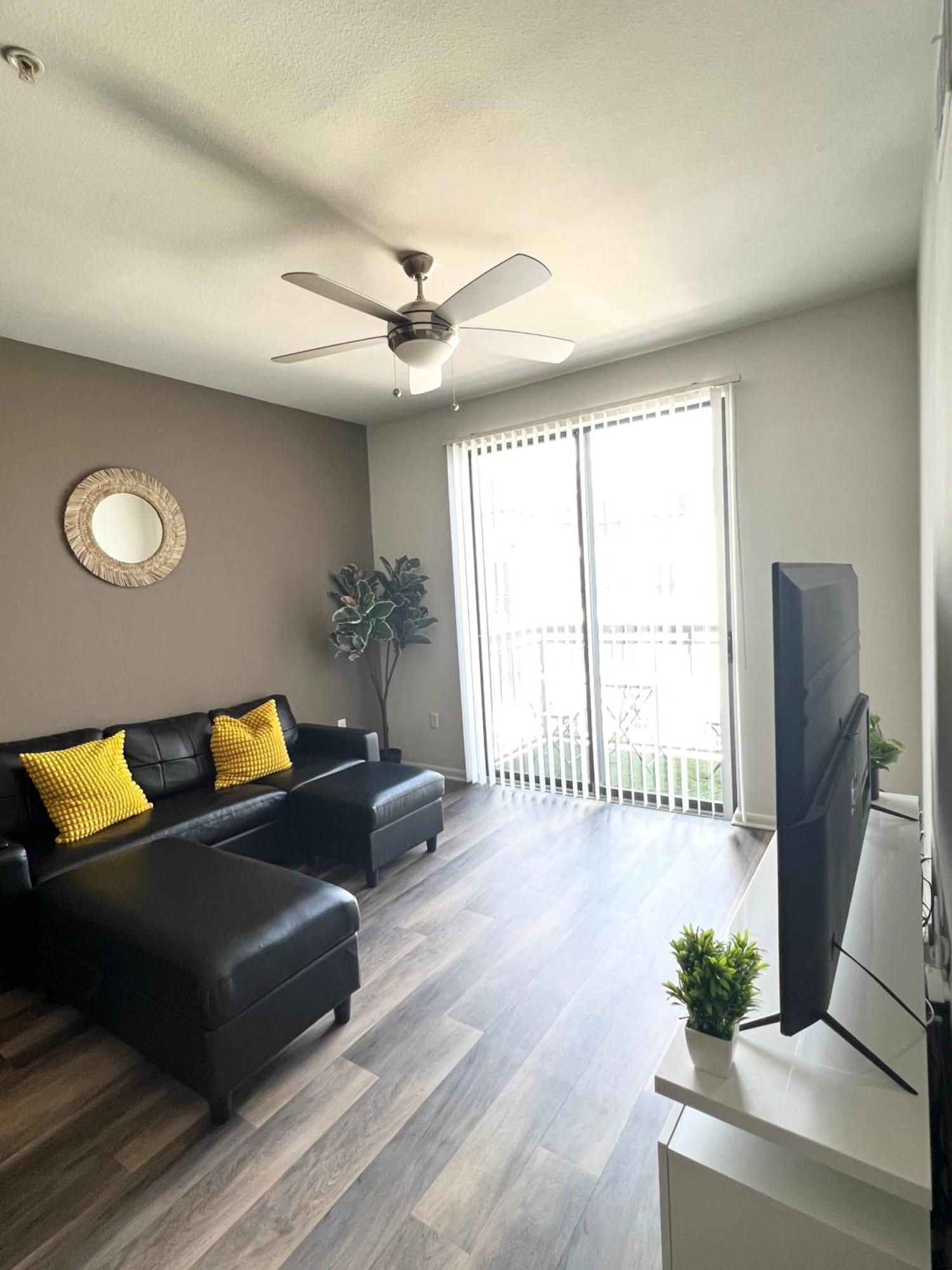 Apartment Domain Modern 1 Bedroom *