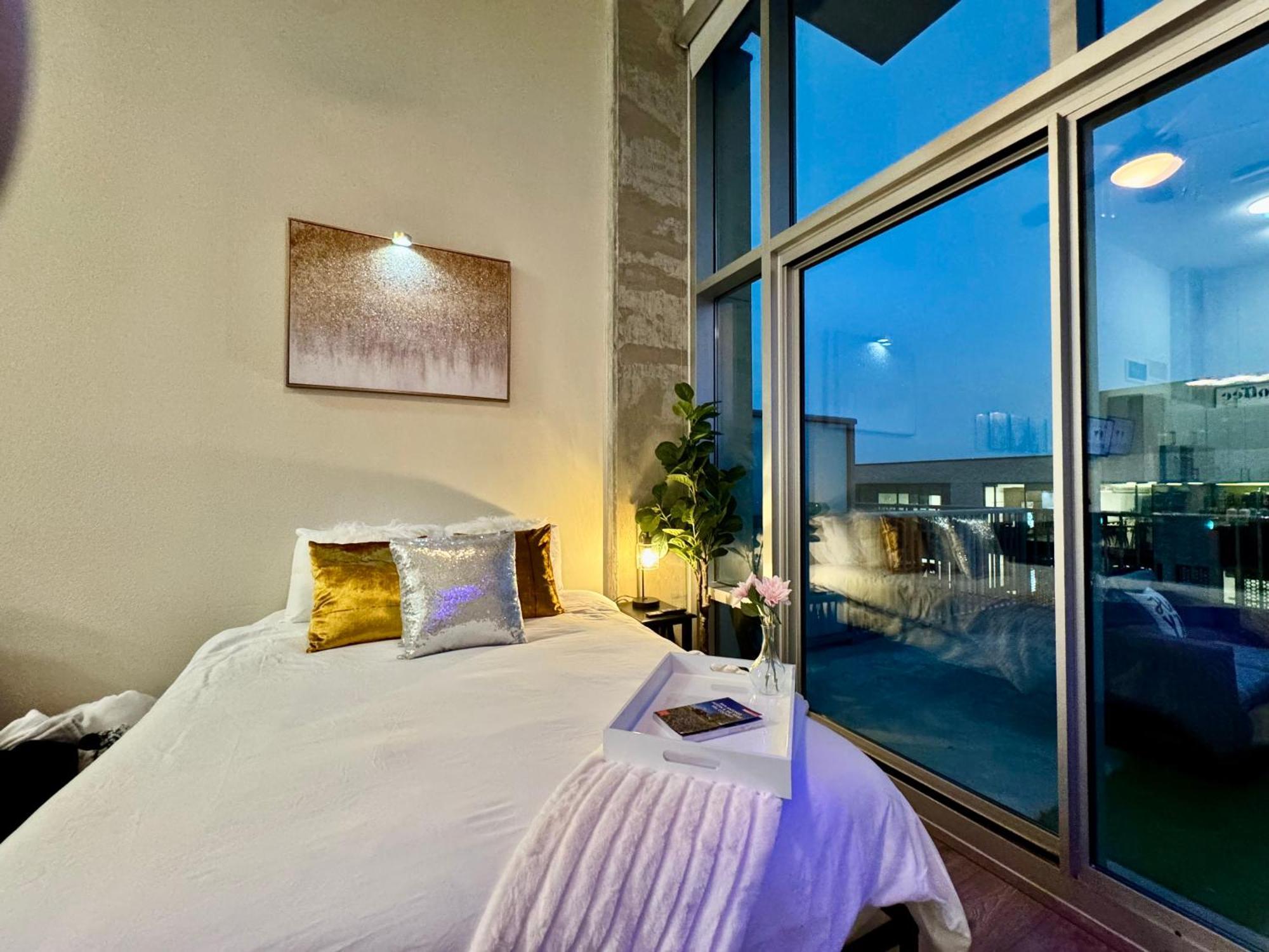 Music Penthouse Apartment *