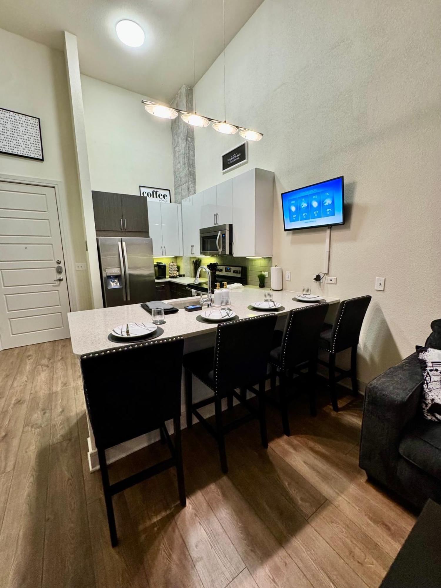 Music Penthouse * Austin