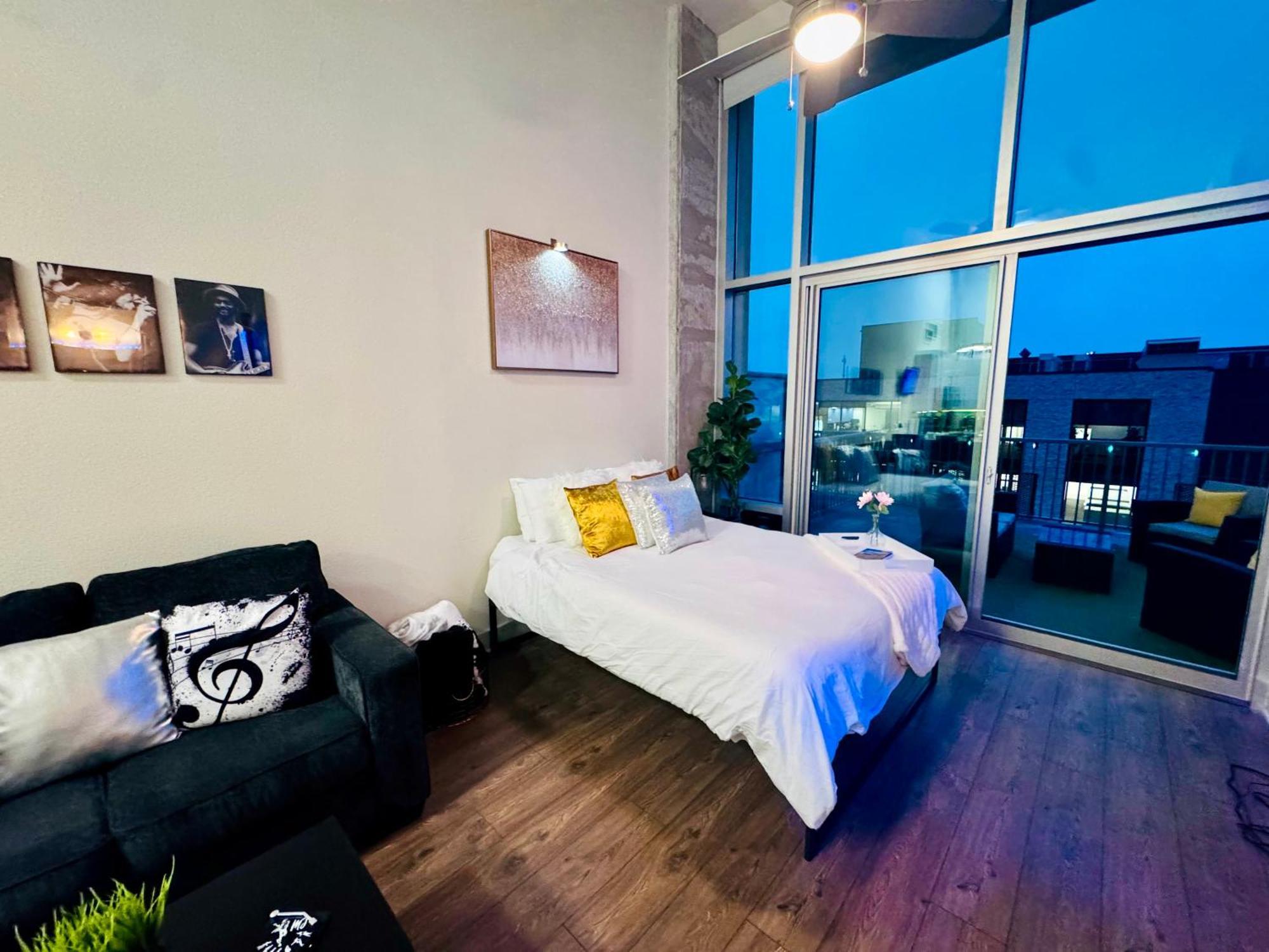 Music Penthouse Apartment