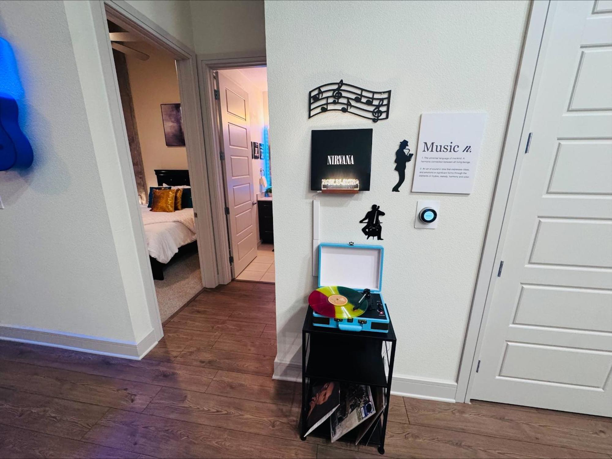 Music Penthouse *