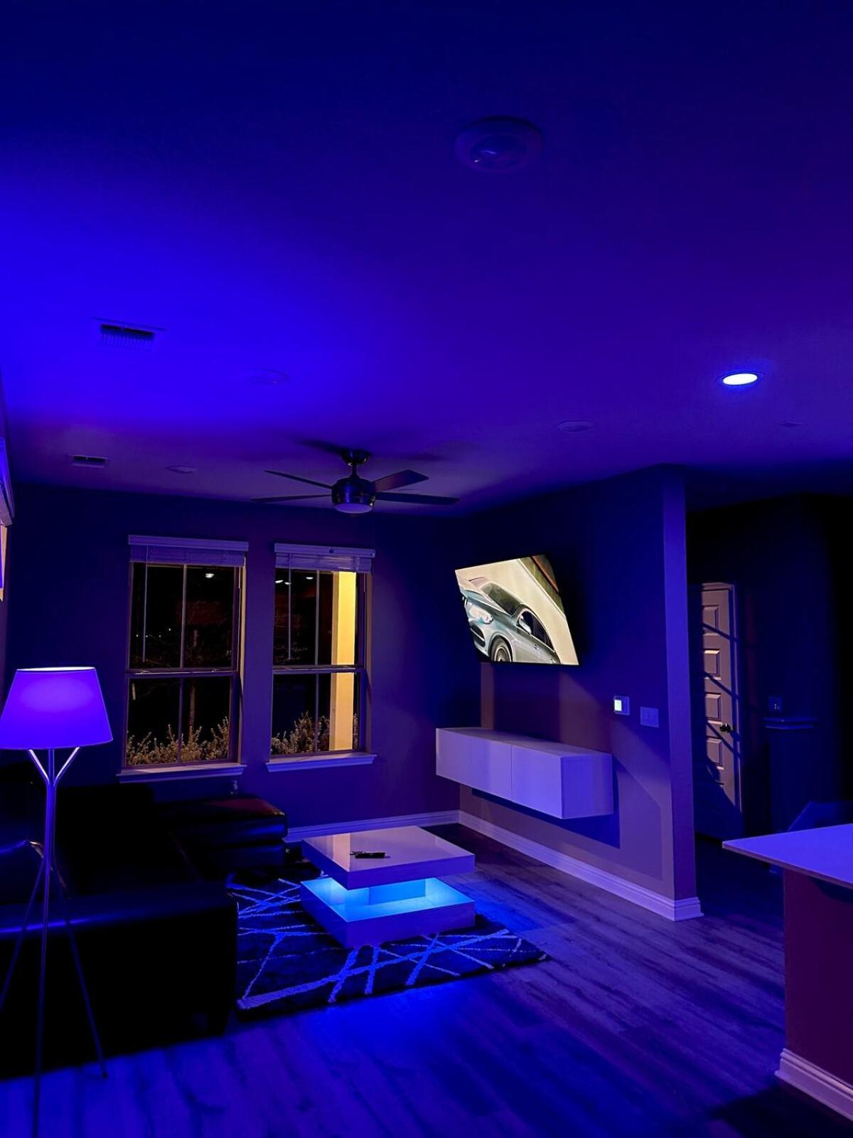 Holiday home Luxury 2st Home, By Airport, Gym, Pool