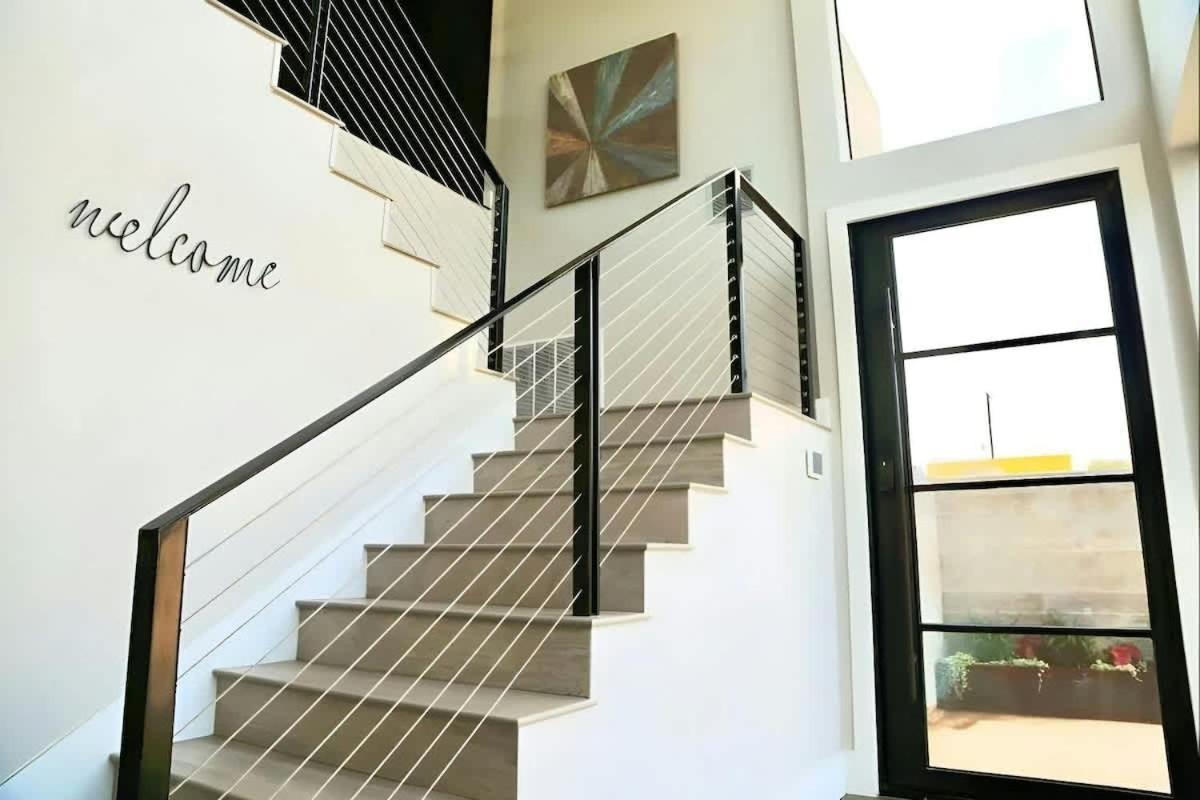 Holiday home Modern 2-home Oasis W Pool & Hot Tub In Dt *