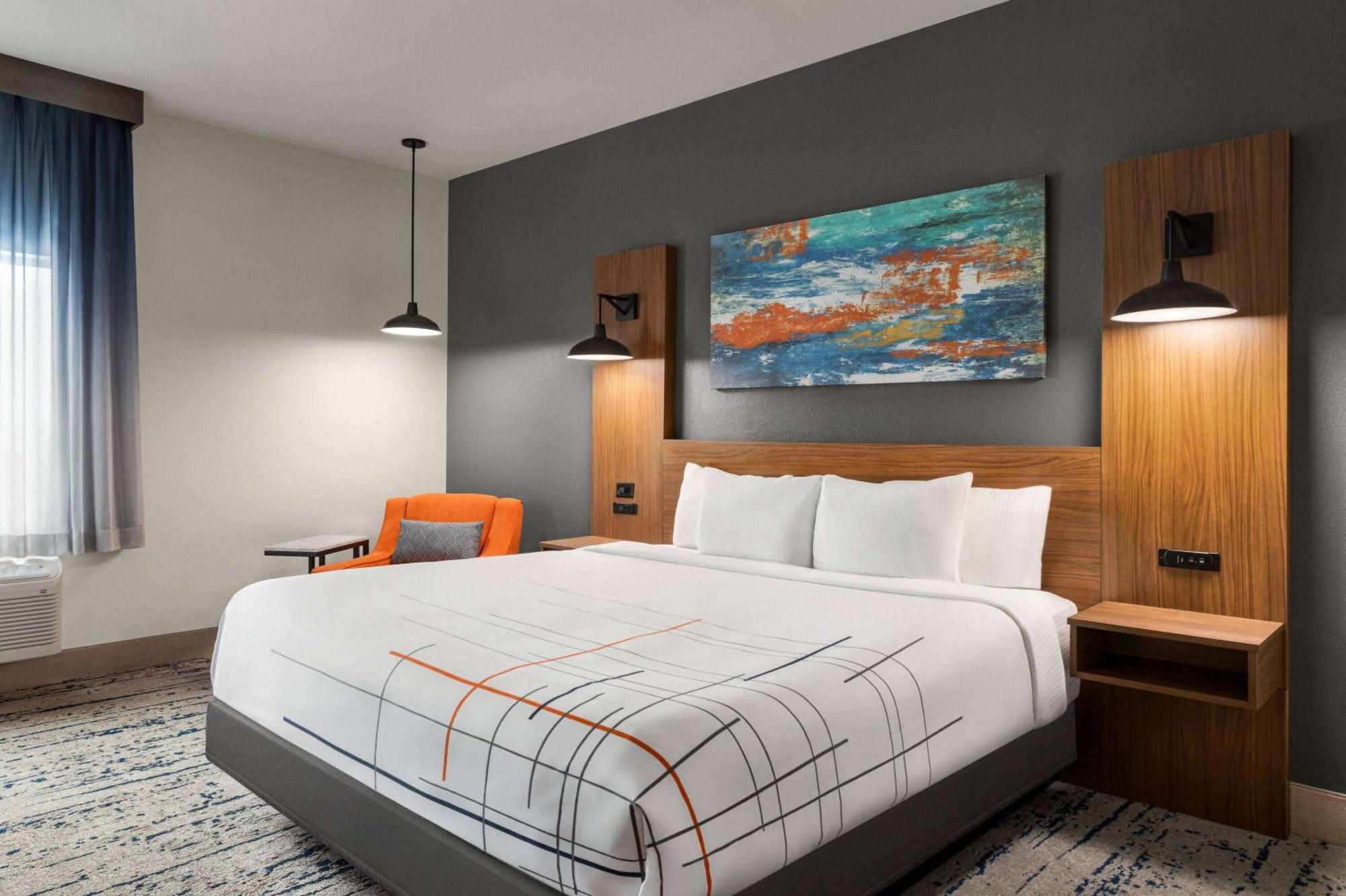 Hotel La Quinta & By Wyndham South Austin