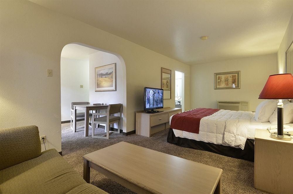 Peers Hotel Austin
