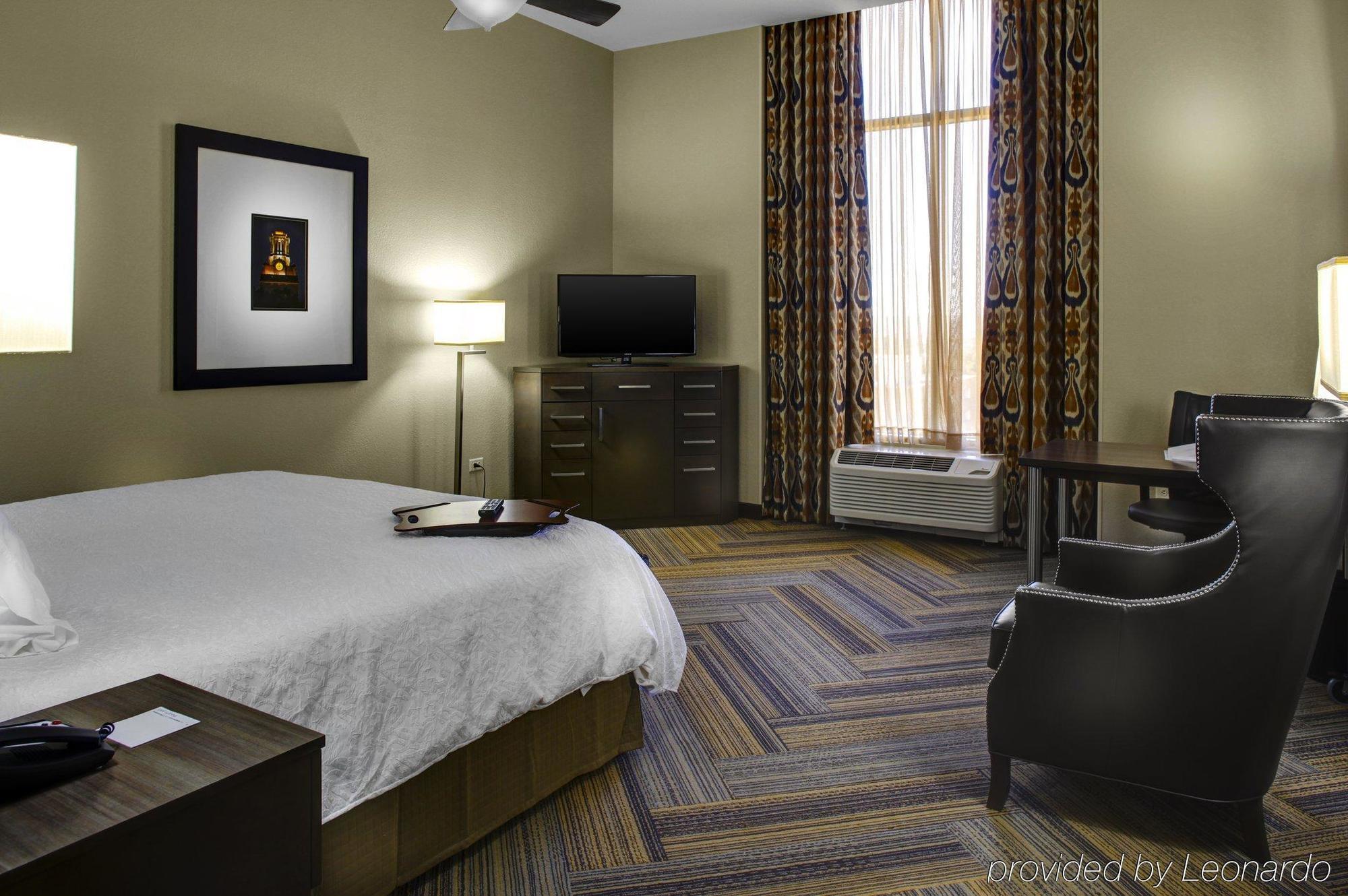 Hotel Hampton And Capitol Austin
