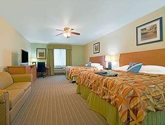 Super 8 By Wyndham Austin/airport North